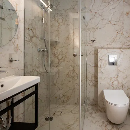 Bystry Potok Oda ve Kahvaltı 3*